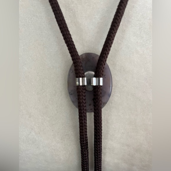 Beautiful Stone Bolo Tie - Picture 6 of 9